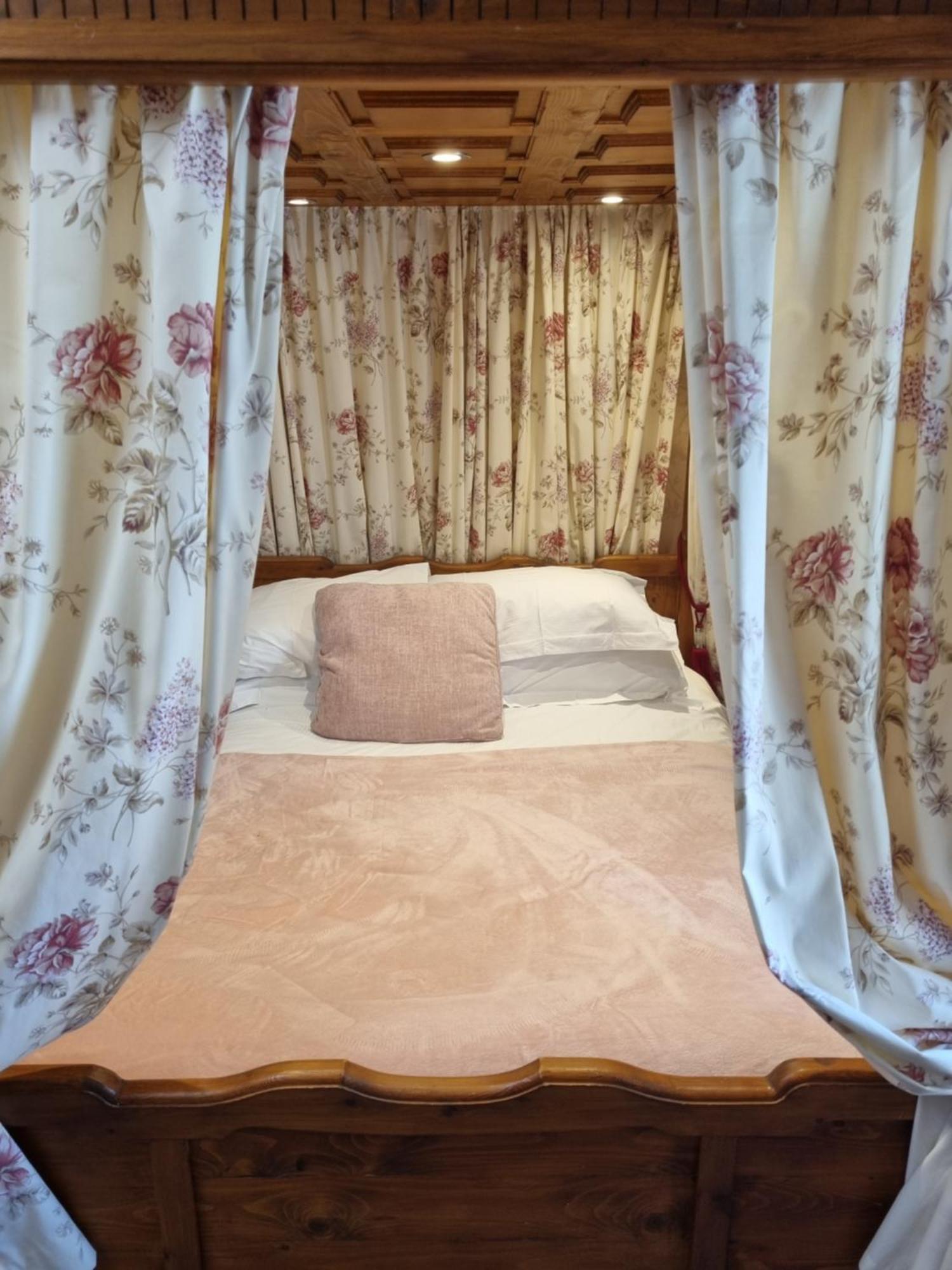 Virginia Cottage Guest House Bowness-on-Windermere Eksteriør bilde